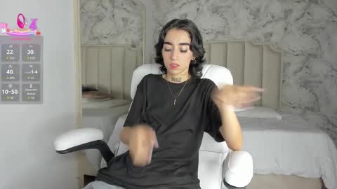 Shantal online show from 10.27.25