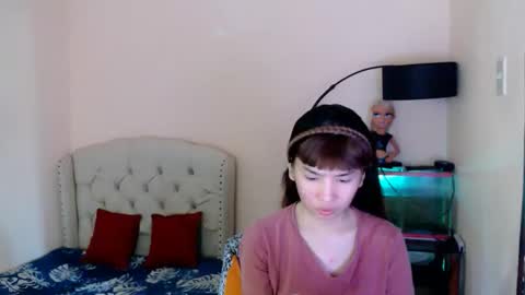 SHANTA FOX  s online show from 04.25.26