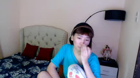 Snapshot of shantalfoxxy chatting on 06.19.26 SHANTA FOX s online show from 06.19.26