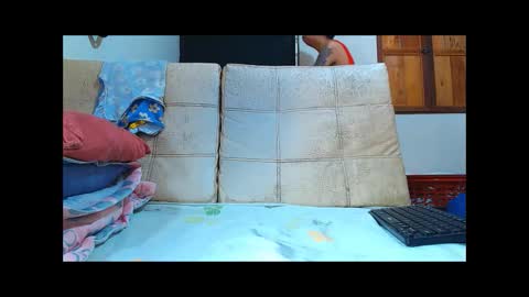 shantallfoxxx online show from 04.30.26