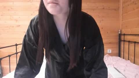 Snapshot of shanti_fo chatting on 02.12.26 shanti fo online show from 02.12.26