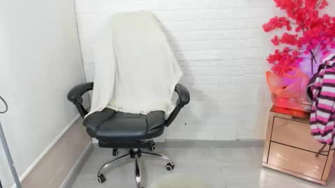 Snapshot of shara_oz chatting on 03.08.26 Shara Oz online show from 03.08.26