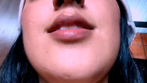 Snapshot of sharain chatting on 12.26.24 My real name is bella  Much Gust  online show from 12.26.24