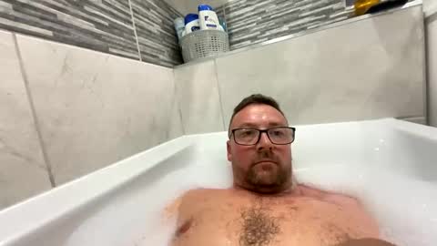 Snapshot of sharksboy16 chatting on 12.10.24 Sharksboy online show from 12.10.24