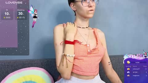 Snapshot of sharli_rose chatting on 01.22.25 Sharli online show from 01.22.25