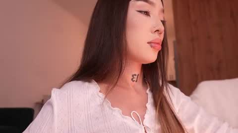 Snapshot of sharlin_13 chatting on 07.22.26 Sharlin online show from 07.22.26