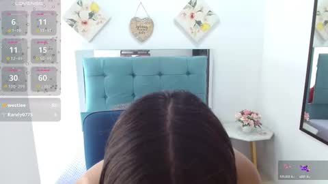 Camila online show from 09.10.25