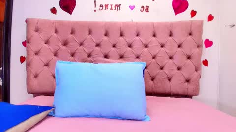 Sharlott online show from 02.28.25