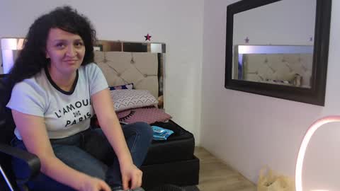 Sara online show from 01.04.25