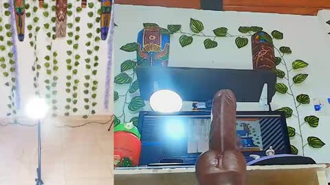 Snapshot of sharlotte_sexx chatting on 04.27.26 S online show from 04.27.26