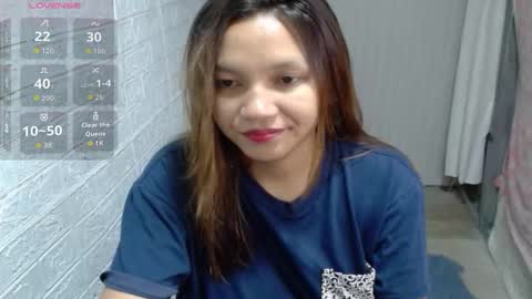 Snapshot of sharminex chatting on 11.26.25 sharminex online show from 11.26.25