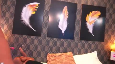 Sharom  online show from 10.14.25