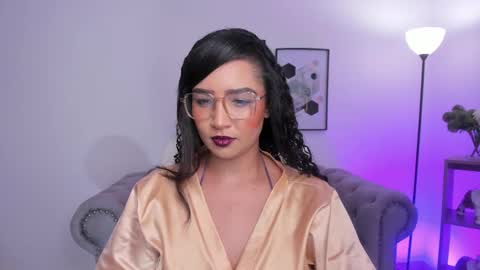 Snapshot of sharon_breezee chatting on 11.16.25 sharon_breezee online show from 11.16.25