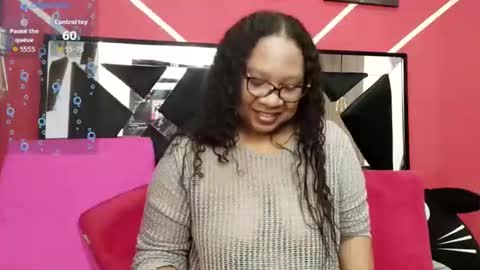 Snapshot of sharon_noa chatting on 02.25.26 Sharon Noa online show from 02.25.26