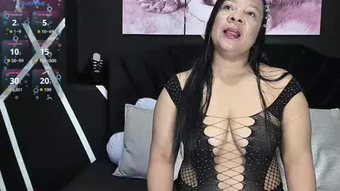 Snapshot of sharon_noa chatting on 03.07.26 Sharon Noa online show from 03.07.26