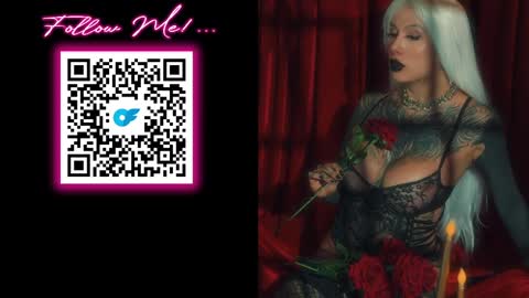 Snapshot of sharpay_evans chatting on 04.14.26 Antonia online show from 04.14.26