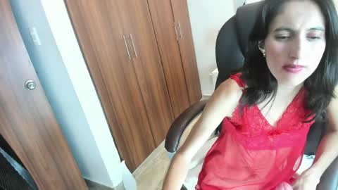 shary_leon_ online show from 04.30.26
