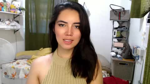 Snapshot of shasha_carreon chatting on 05.25.26 shasha online show from 05.25.26