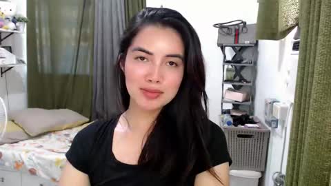 Snapshot of shasha_carreon chatting on 05.27.26 shasha online show from 05.27.26