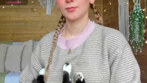 Snapshot of shatall_rouge chatting on 03.03.26 Shantall online show from 03.03.26