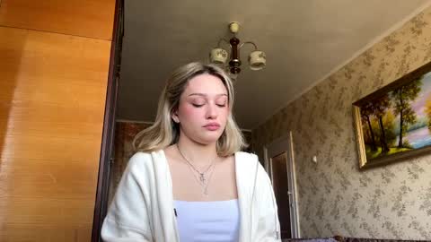 Snapshot of shawandamisemer chatting on 04.28.26 Lilith online show from 04.28.26