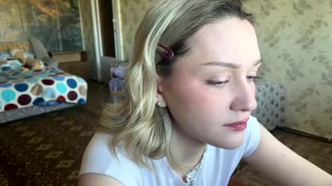 Snapshot of shawandamisemer chatting on 05.16.26 Lilith online show from 05.16.26