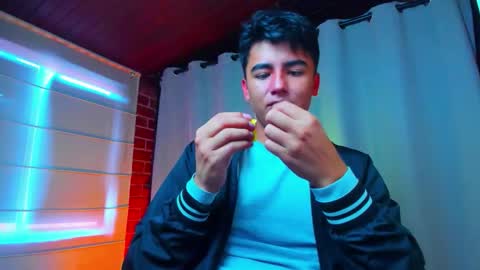 Snapshot of shawn__sanderson chatting on 01.11.26 Shawn online show from 01.11.26