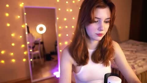 Snapshot of shawty_girl_ chatting on 02.12.25 Sonya online show from 02.12.25