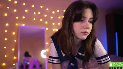 Snapshot of shawty_girl_ chatting on 09.17.25 Sonya online show from 09.17.25