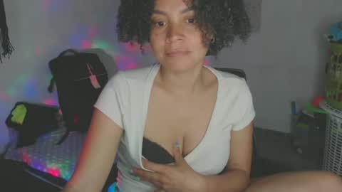 Shayna online show from 06.12.26
