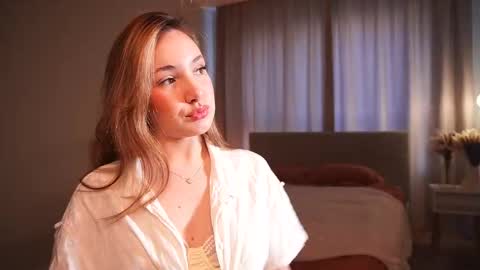 Snapshot of shebuny chatting on 03.18.26 shebuny online show from 03.18.26