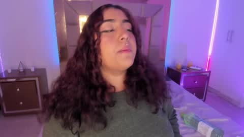 Heidy  online show from 02.27.25