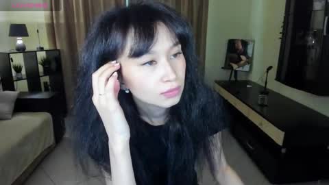 Snapshot of sheilafreman chatting on 04.21.26 Sheila online show from 04.21.26