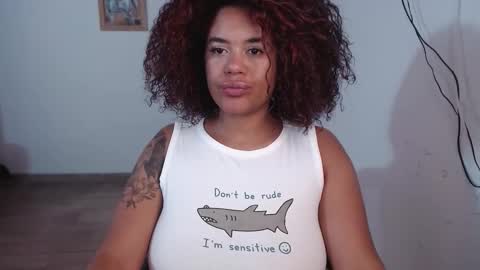 Snapshot of sheilamakano70 chatting on 11.20.25 Sheila Makano online show from 11.20.25