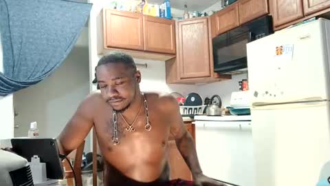 Snapshot of shelbycrazy chatting on 01.21.25 King-shelb online show from 01.21.25