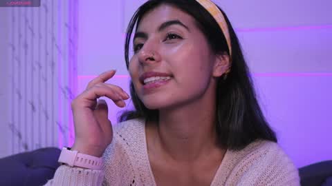 Snapshot of shelleymorell chatting on 02.05.25 Transmission schedule Monday - Friday 715 am to 200 pm time Colombia online show from 02.05.25