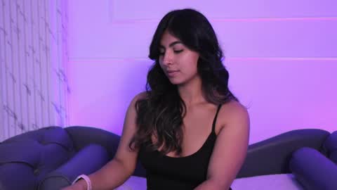 Snapshot of shelleymorell chatting on 02.10.25 Transmission schedule Monday - Friday 715 am to 200 pm time Colombia online show from 02.10.25