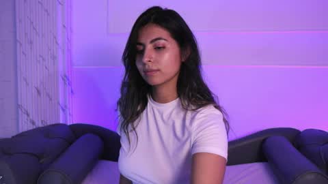 Snapshot of shelleymorell chatting on 02.11.25 Transmission schedule Monday - Friday 715 am to 200 pm time Colombia online show from 02.11.25