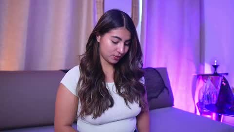 Snapshot of shelleymorell chatting on 10.22.25 Transmission schedule Monday - Friday 715 am to 200 pm time Colombia online show from 10.22.25