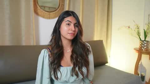 Snapshot of shelleymorell chatting on 01.16.26 Transmission schedule Monday - Friday 715 am to 200 pm time Colombia online show from 01.16.26