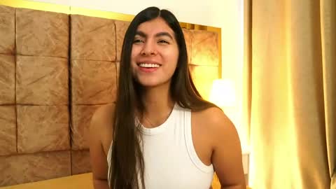 Snapshot of shelleymorell chatting on 05.12.26 Transmission schedule Monday - Friday 715 am to 200 pm time Colombia online show from 05.12.26