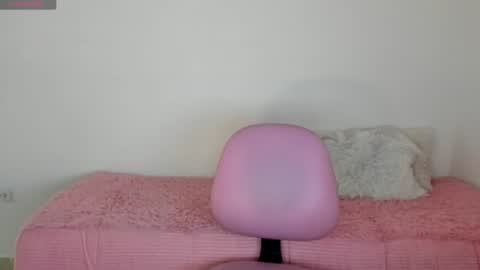 Snapshot of shelly_rohades chatting on 07.12.26 online show from 07.12.26