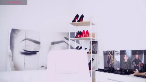SherlisMoon  online show from 08.02.26