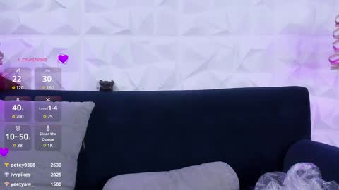 Snapshot of sherydan_love chatting on 01.25.25 mia online show from 01.25.25