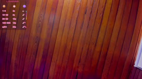 Snapshot of sherydan_love chatting on 02.08.25 mia online show from 02.08.25