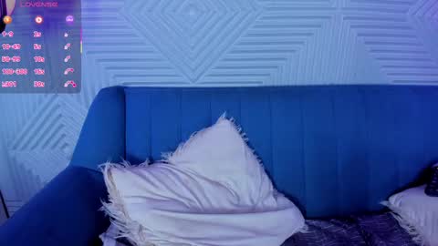 Snapshot of sherydan_love chatting on 02.11.25 mia online show from 02.11.25