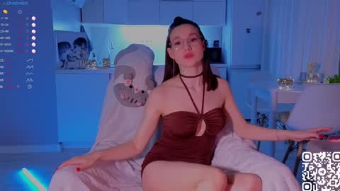 Snapshot of shey1i chatting on 12.20.24 Sheyli online show from 12.20.24