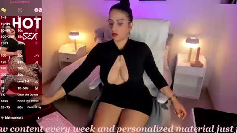 Snapshot of sheyla_hills_ chatting on 07.11.26 Sheyla online show from 07.11.26