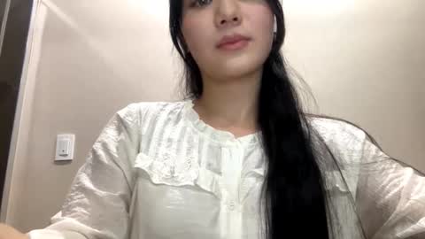 Sophie online show from 10.21.25