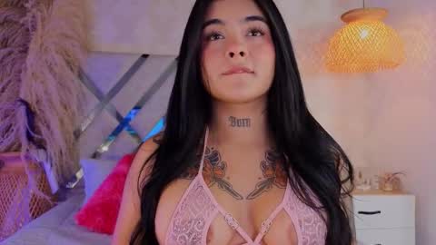 shimmer_lure online show from 11.15.25